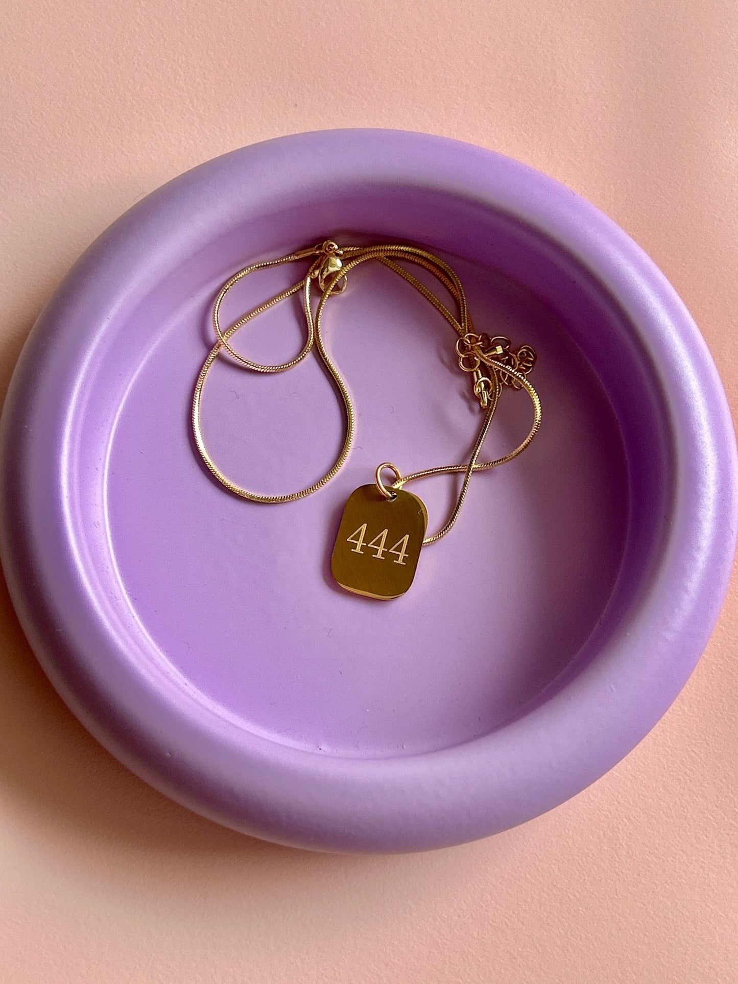 Golden Guidance: Vergoldete Kette mit der Engelszahl 444/ Gold Plated