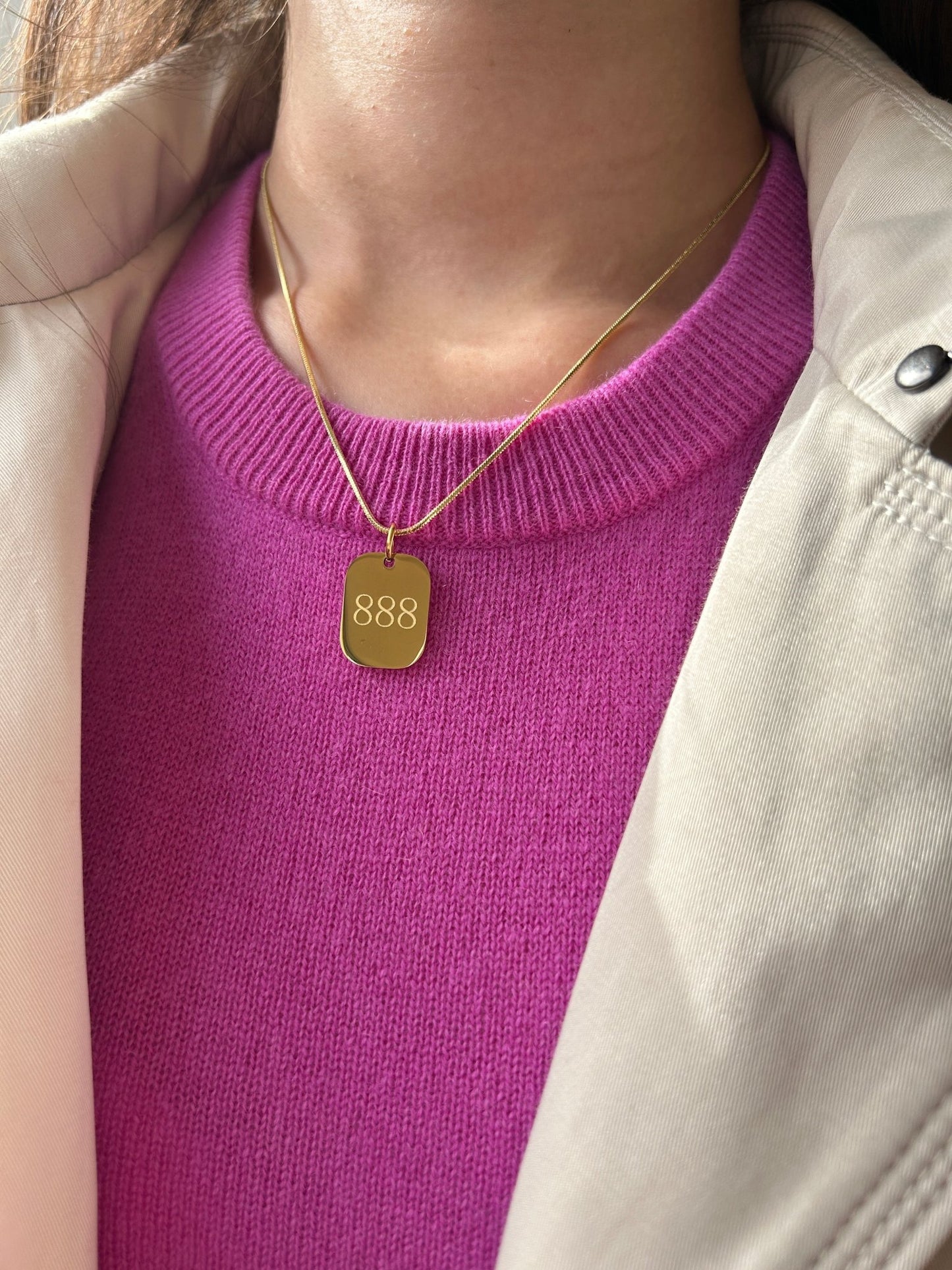 Golden Guidance: Vergoldete Kette mit der Engelszahl 888/ Gold Plated